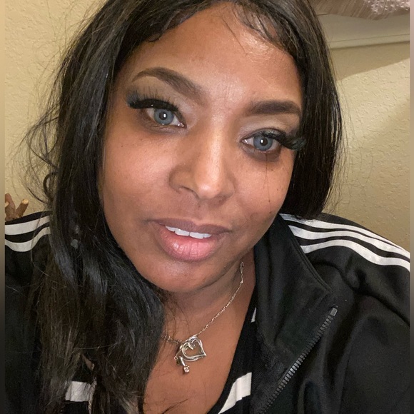 Meet your Posher, Frederikia - Picture 3 of 12